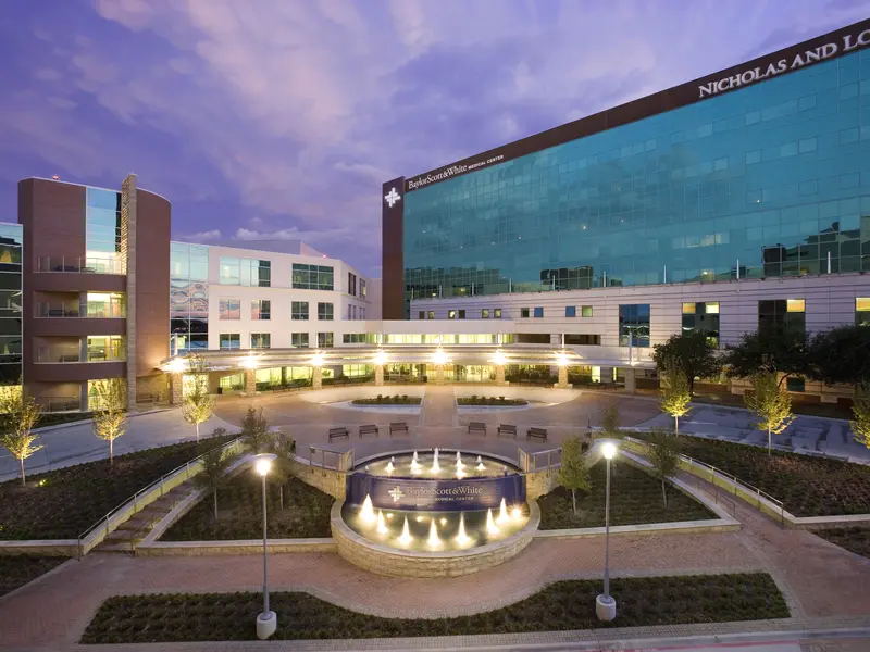 Exterior photo of Andrews Women's Hospital at Baylor Scott & White – Fort Worth hospital