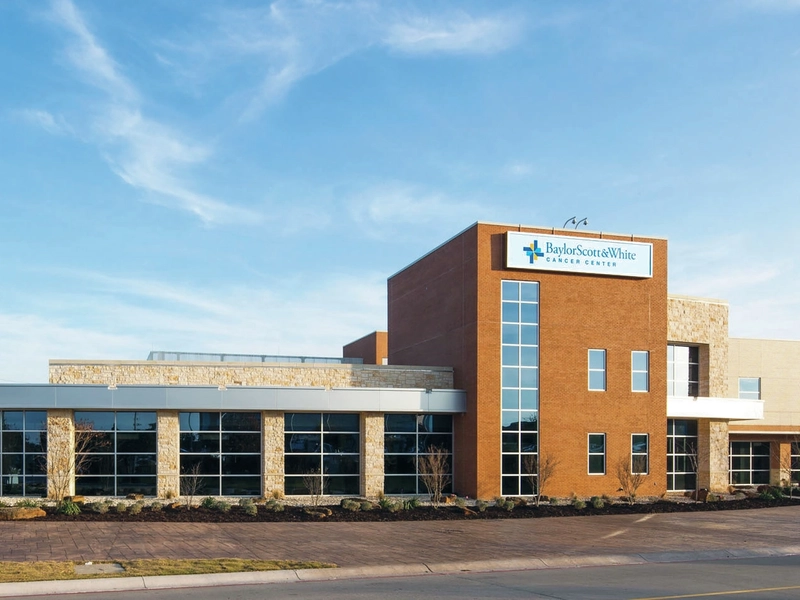 Exterior photo of Baylor Scott & White Hillcrest Plastic and Reconstructive Surgery – Waco