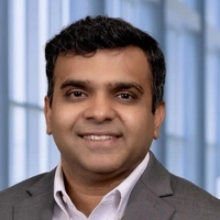Anand Gupta Headshot.png