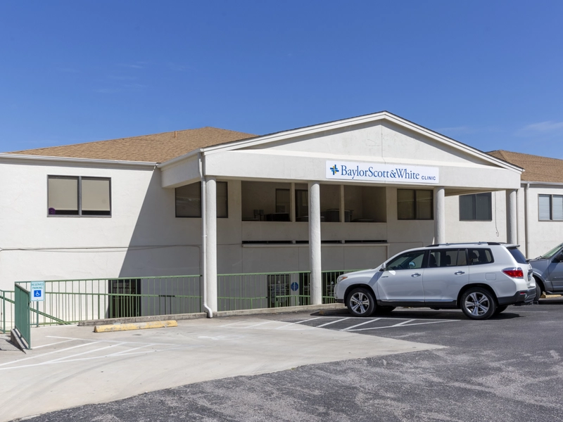 Exterior photo of Baylor Scott & White Clinic - Marble Falls