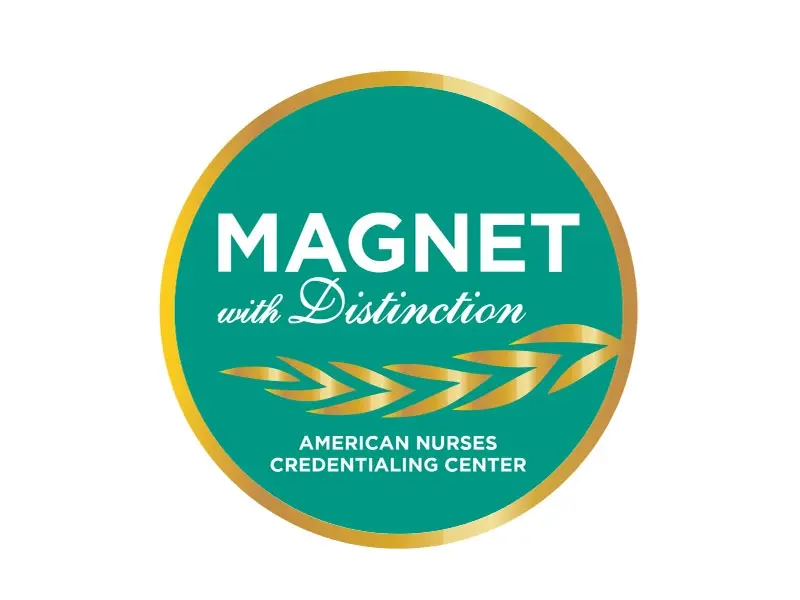 Magnet with Distinction logo