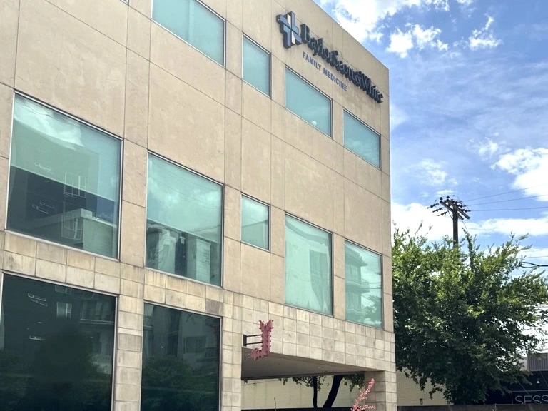 Exterior photo of Baylor Scott & White Family Medicine – Uptown
