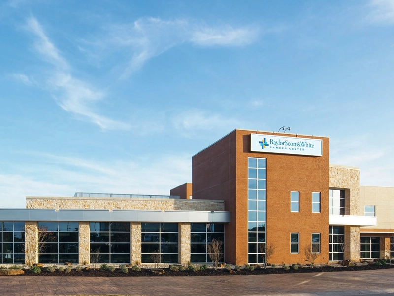 Exterior photo of Baylor Scott & White McClinton Cancer Center – Waco