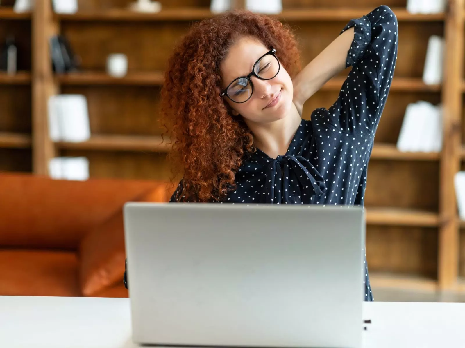 5 Desk Exercises to Improve Posture and Boost Energy for Remote